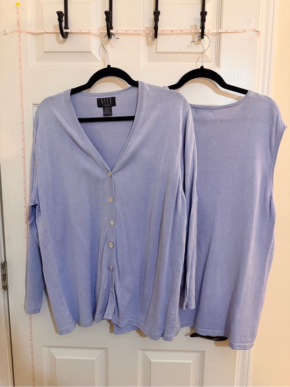 City silk 2 piece set cardigan and tank top purple. Elegant Silk blend